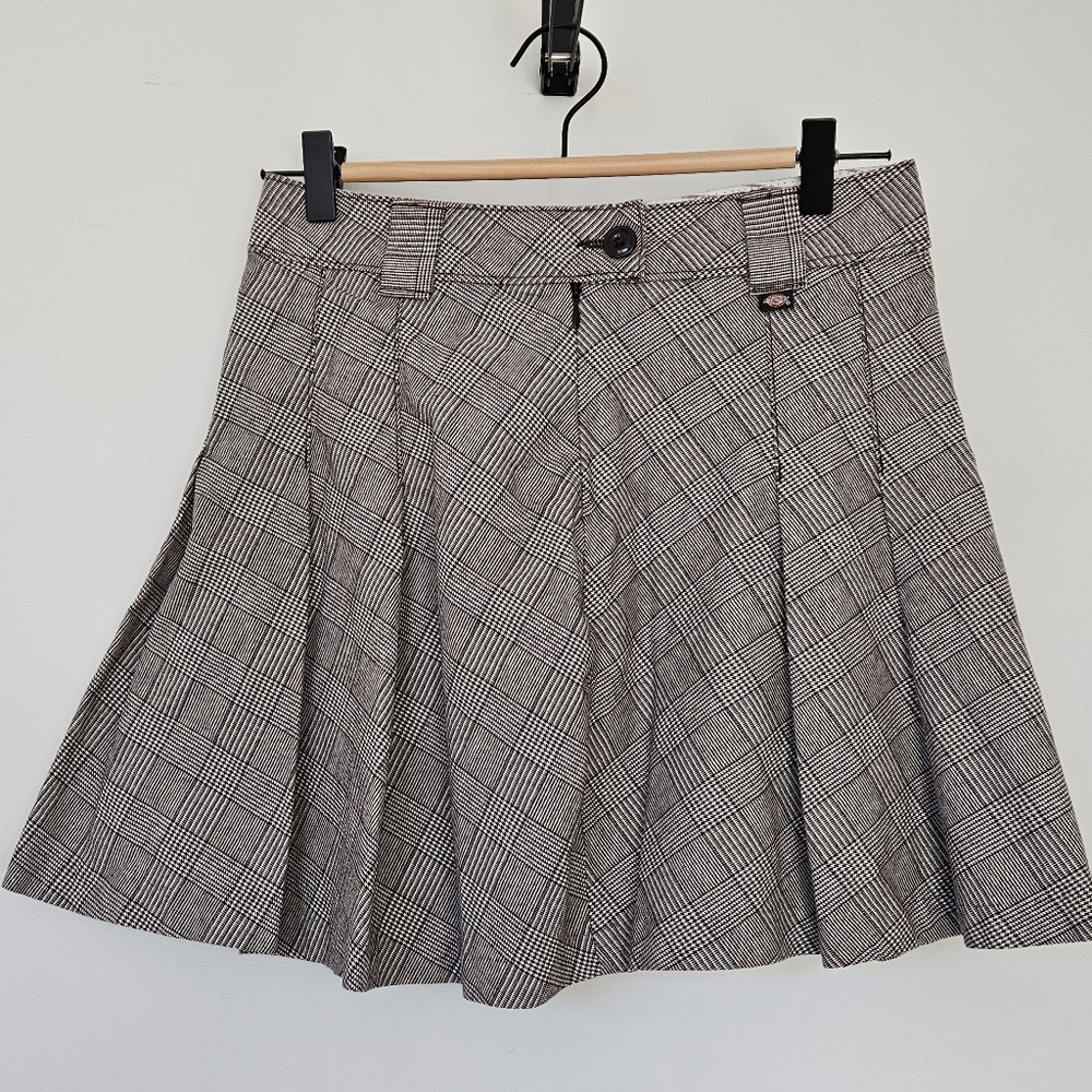 Dickies Plaid Pleated Skirt